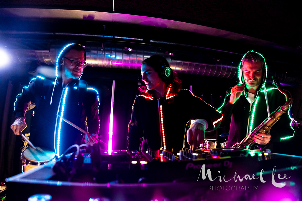 ROAMIN DJ (20)